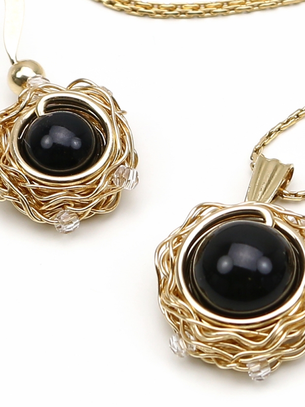 Set pendant and earrings by Ichiban - Sweet Black Velvet