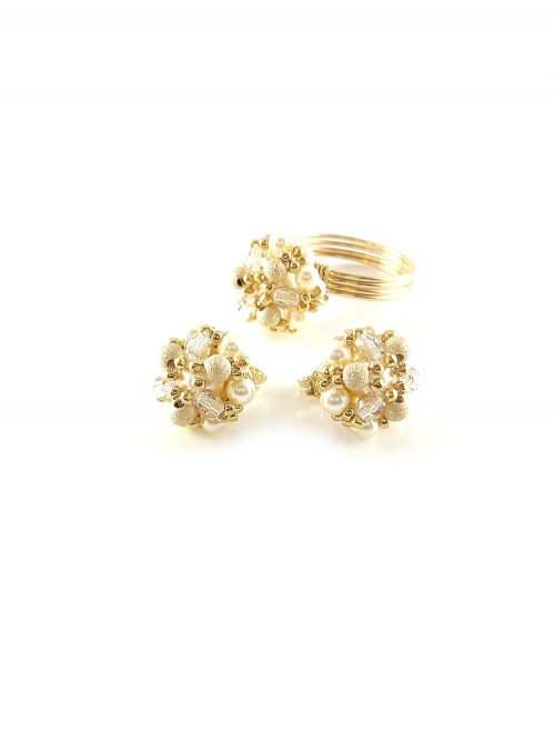 Set stud earrings and ring by Ichiban - Daisies Stardust
