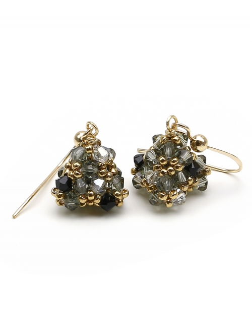 Earrings by Ichiban - Pyramid Black Diamond