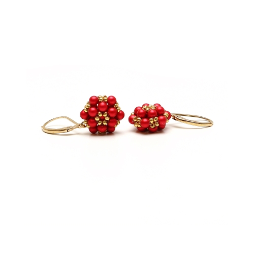 Leverback earrings by Ichiban - Daisies Rouge
