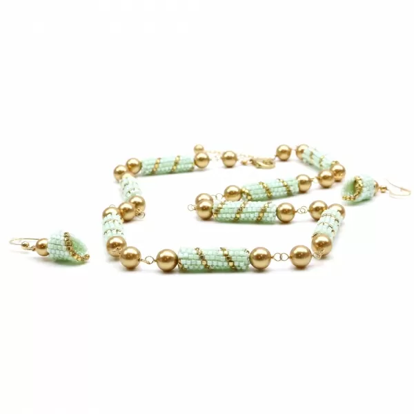 Set necklace and dangle earrings by Ichiban - Jade
