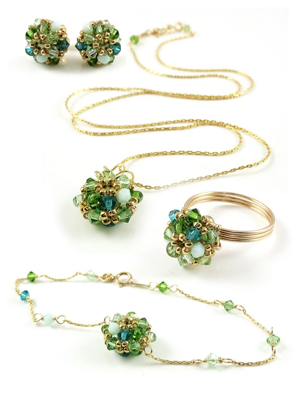 Set pendant, stud earrings, bracelet and ring by Ichiban - Daisies Herba Fresca