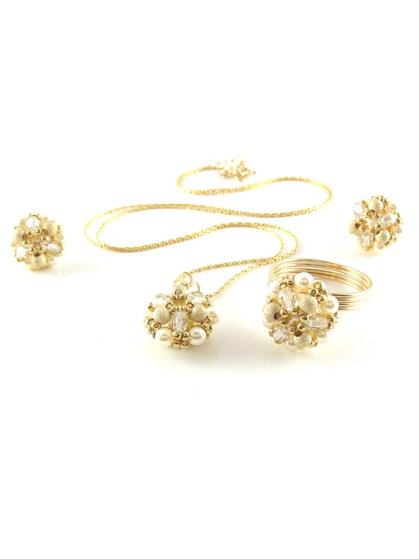 Daisies Stardust set - pendant, earrings and ring