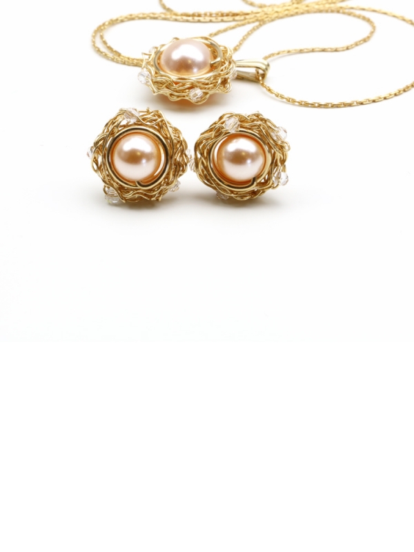 Sweet Peach set - pendant and earrings