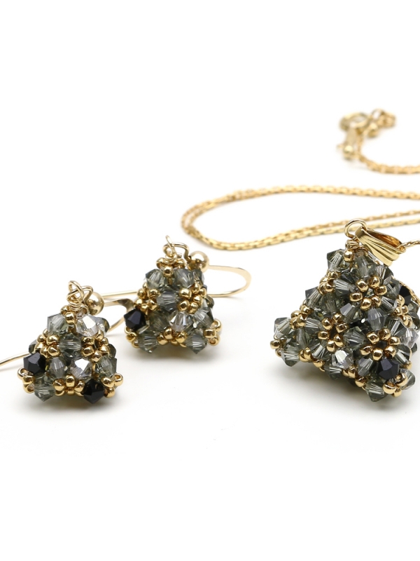 Set pendant and earrings by Ichiban - Pyramid Black Diamond