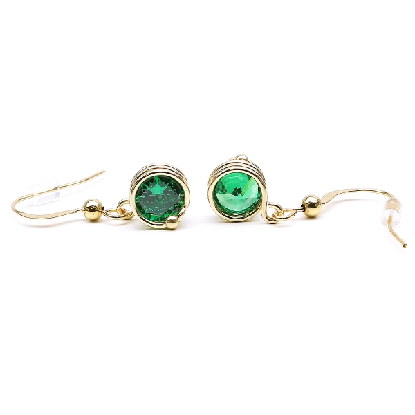 Dangle earrings by Ichiban - Busted Emerald