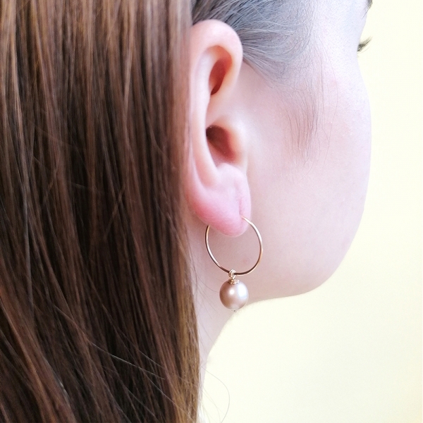 Earrings by Ichiban - Circle Powder Almond