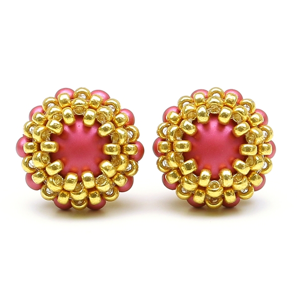 Stud earrings by Ichiban - Teeny Tiny Mulberry Pink