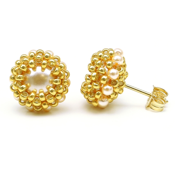Stud earrings by Ichiban - Teeny Tiny Peach