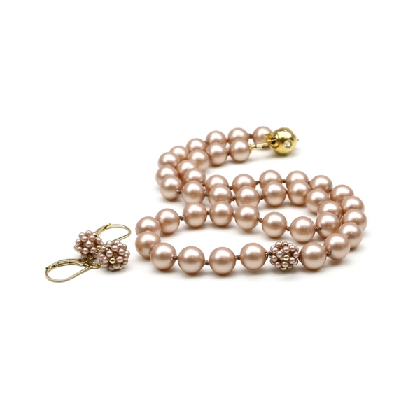 Necklace and leverback earrings set, Ichiban - Classic Powder Almond