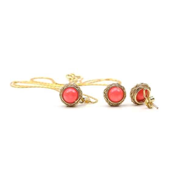 Set pendant and stud earrings by Ichiban - Sweet Bamboo Coral