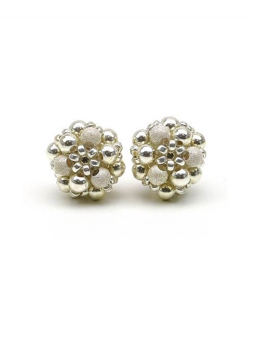 stud earrings by Ichiban - Silver Daisies 925 Silver