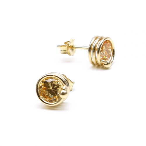 Stud earrings by Ichiban - Busted Champagne