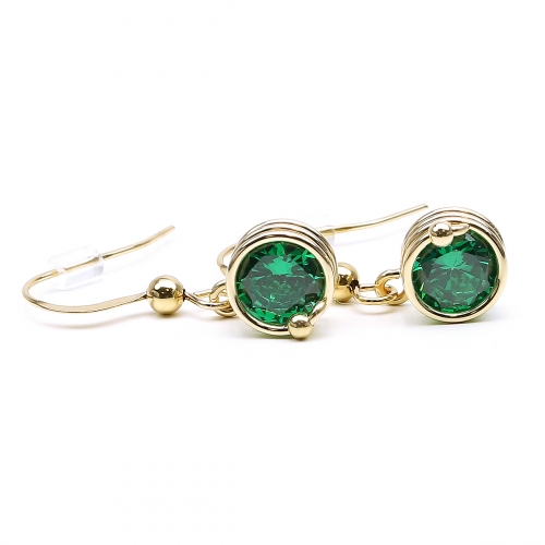 Dangle earrings by Ichiban - Busted Emerald