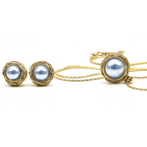 Set pendant and stud earrings by Ichiban - Sweet Blue Sky 